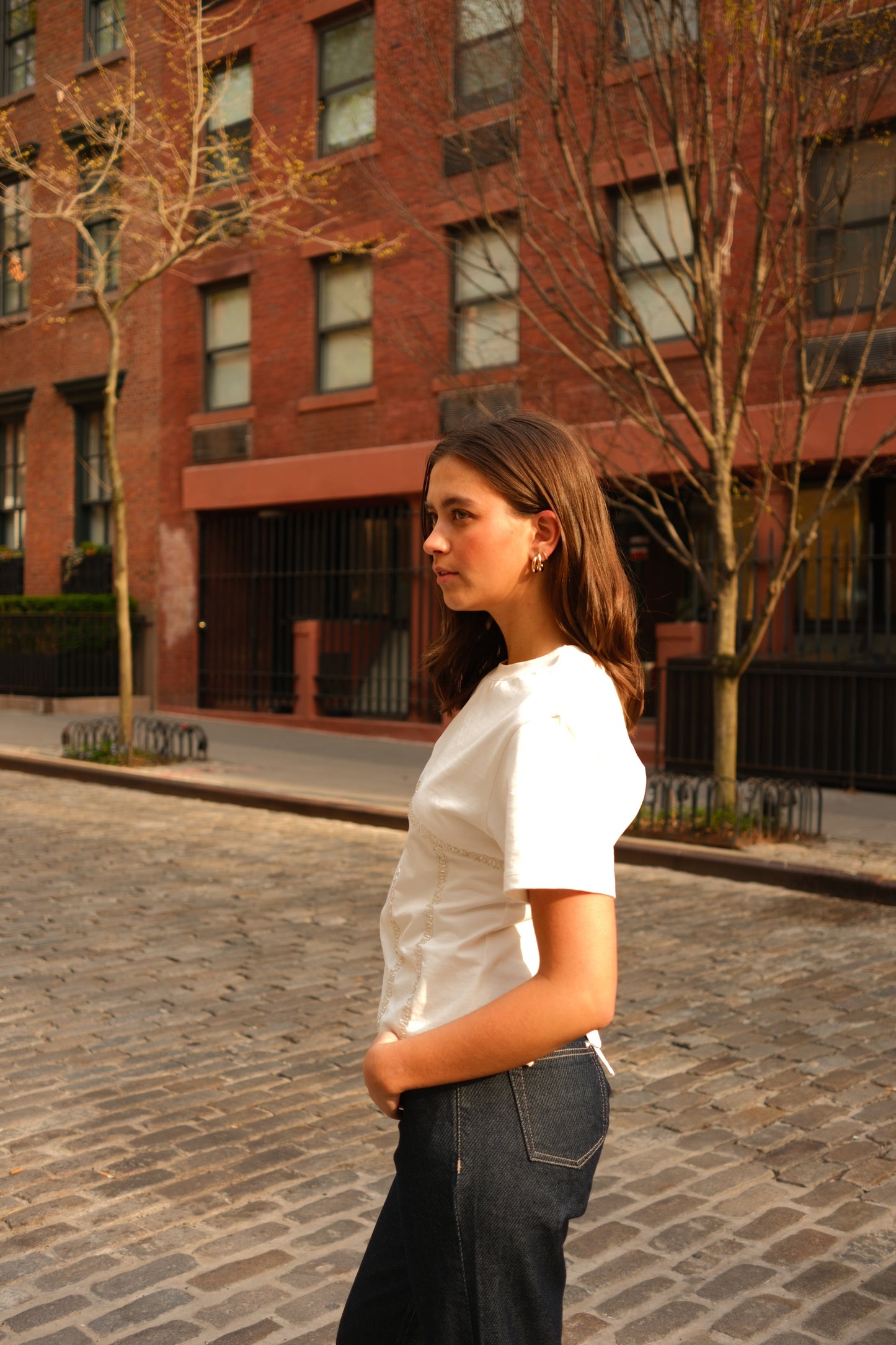 Embroidered Backless Tee (White)