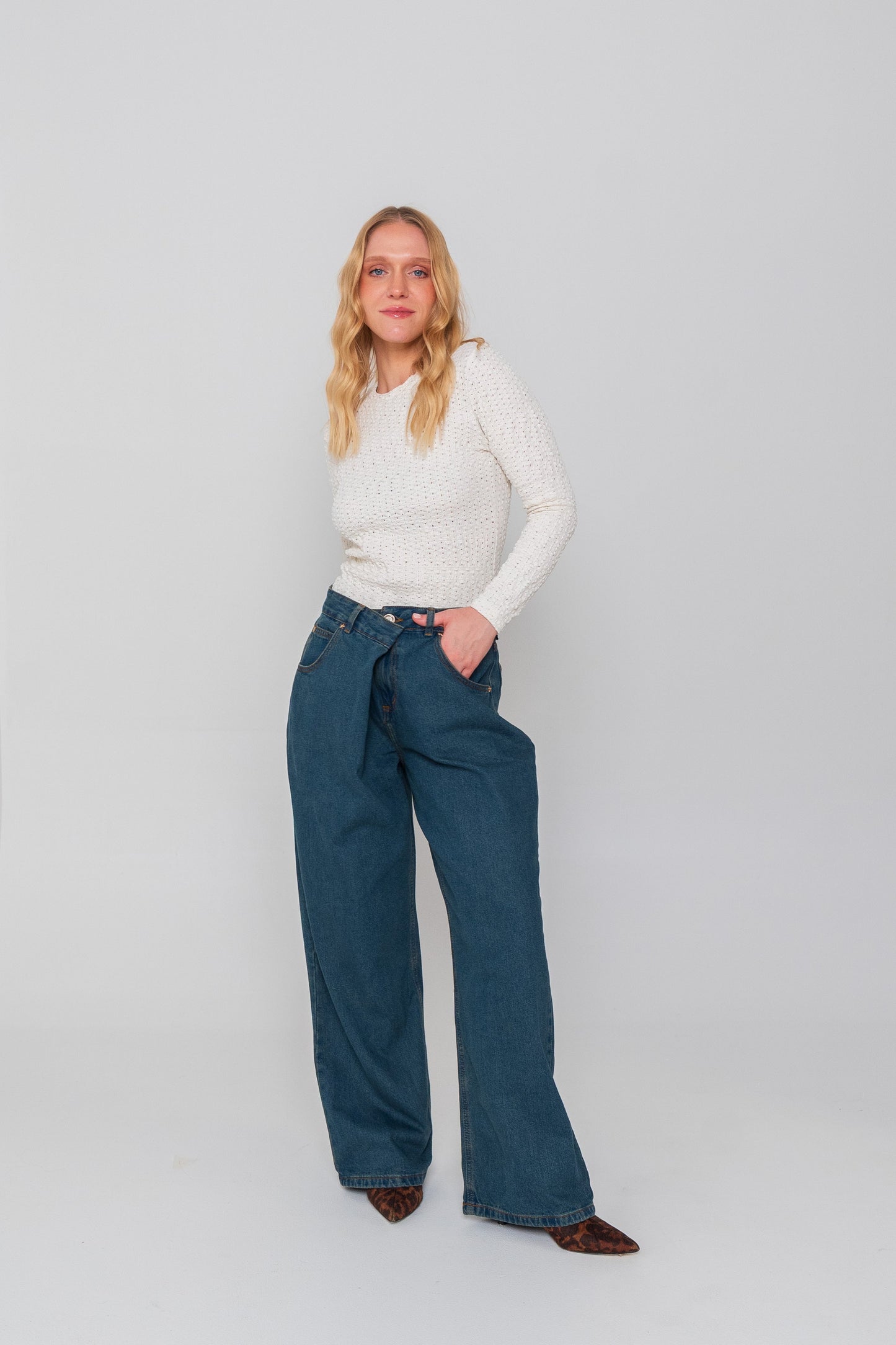 Wrap Jeans