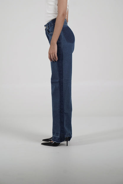 Twisted Jeans