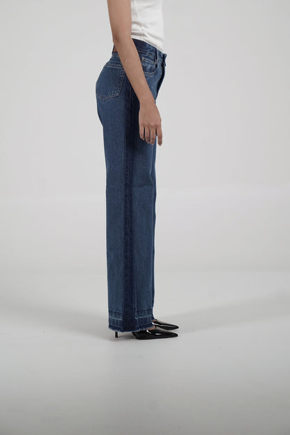 Twisted Jeans