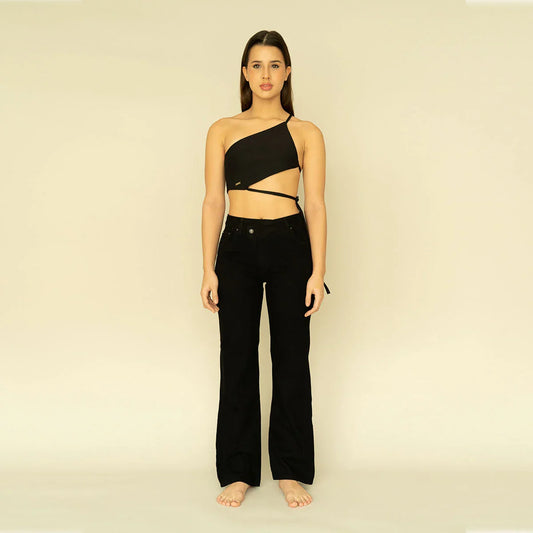 Jean noir à taille croisée